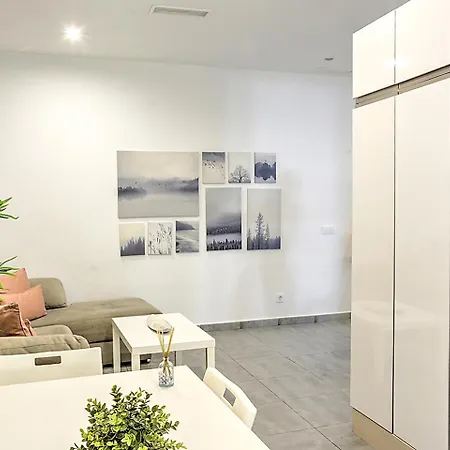 Precioso Apartamento Centrico Seville Exterior photo
